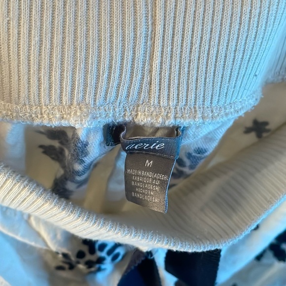 Aerie Cotton Snowflake Pajama Bottoms Size M - Picture 7 of 8